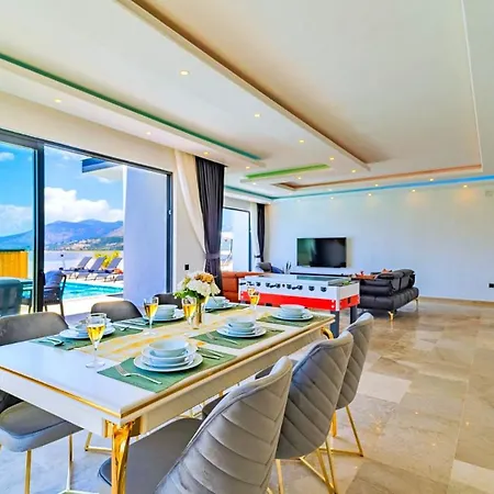 Villa Akbel 3 Bedroom *